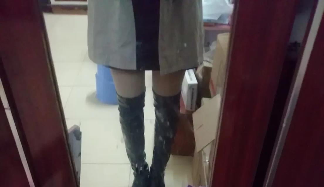 睡觉时腿抖动的原因（揭开睡眠中的腿部痉挛之谜）(图1)